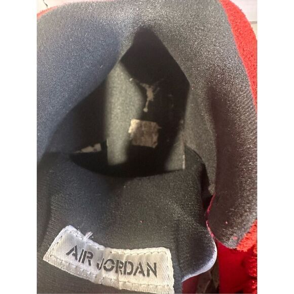 Jordan 5 Retro Raging Bull Red Suede, size 5 Youth - Picture 4 of 7